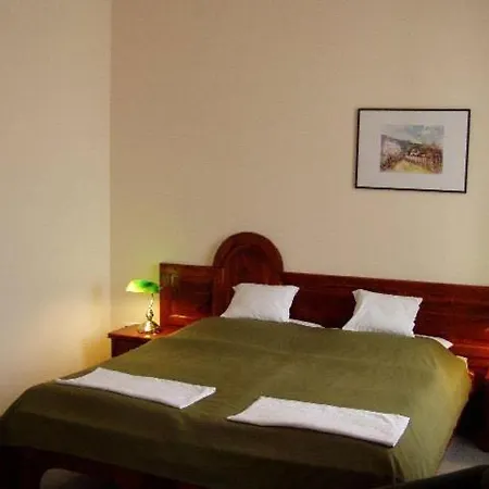 Agora Hotel 3*